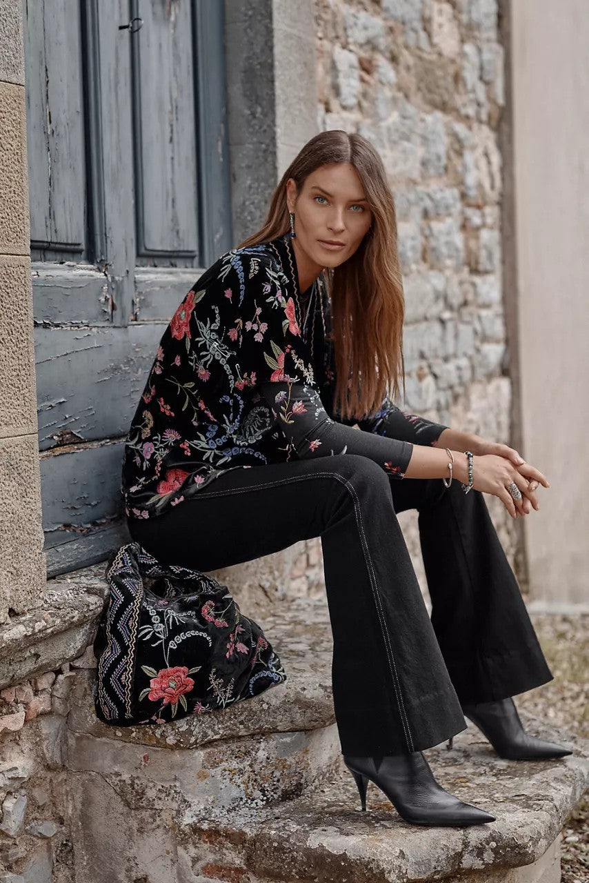 Johnny Was Women RELAXED SCHIFFLI CROPPED KIMONO